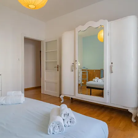 Mandello Riva Granda * Mandello del Lario